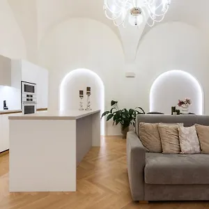 Arch Iv. Apartment Prague